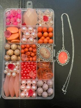 Craft Beads, PINK SWEATER - VERY WARM, Jewelry Supplies, loose bulk beads